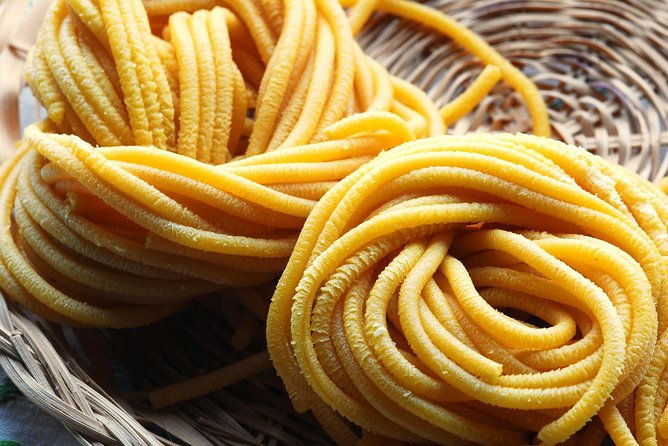 fresh-pasta-class-at-locals-home-in-venice