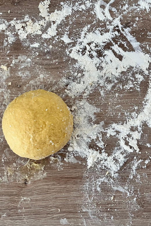 fresh-pasta-lab-in-a-private-garden
