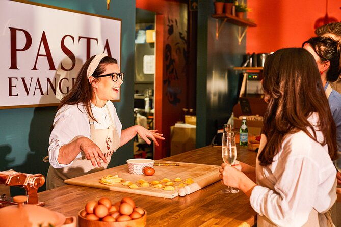fresh-pasta-making-unlimited-prosecco-in-london
