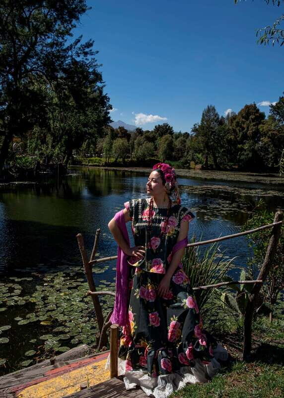 Frida for a day in Xochimilco - Who Will Love This Experience?