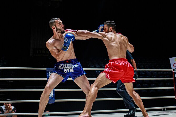 Friday Muay Thai Madness Explosion at Lumpinee Stadium Bangkok - What to Expect from the Lumpinee Muay Thai Night