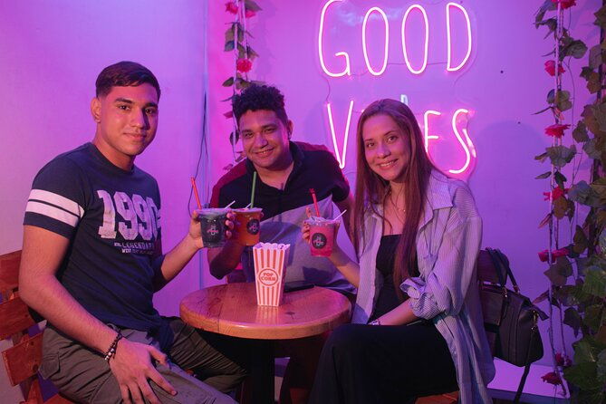 friday-night-bar-crawl-in-barranquilla-colombia