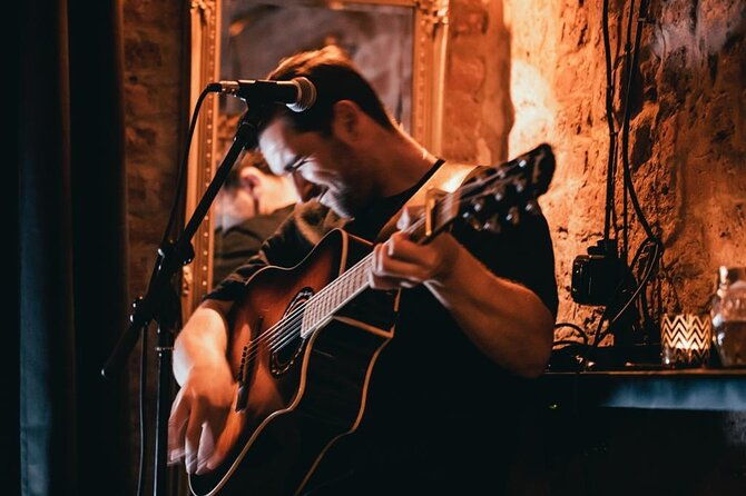 friday-night-live-music-and-cocktails-ticket-in-kontakt-bar