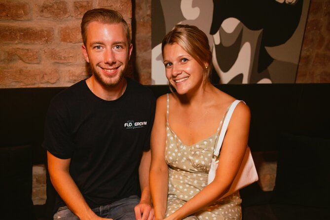 friday-night-live-music-and-cocktails-ticket-in-kontakt-bar