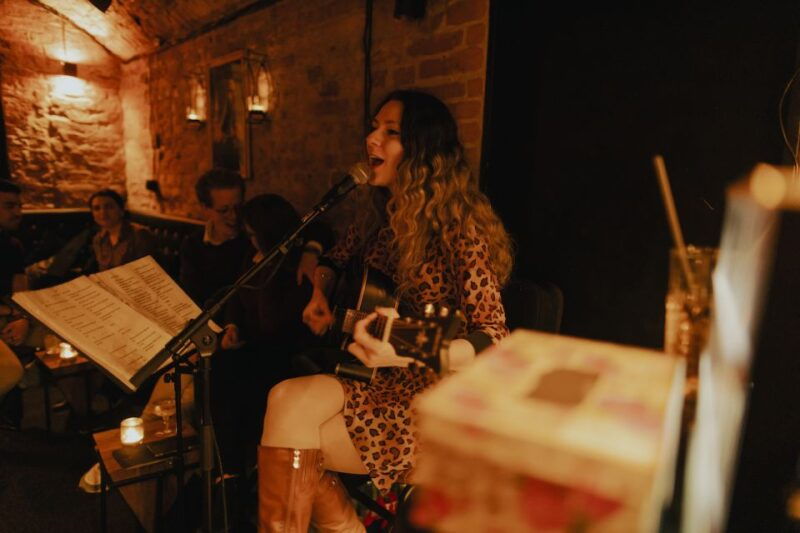 friday-night-live-music-with-cocktails