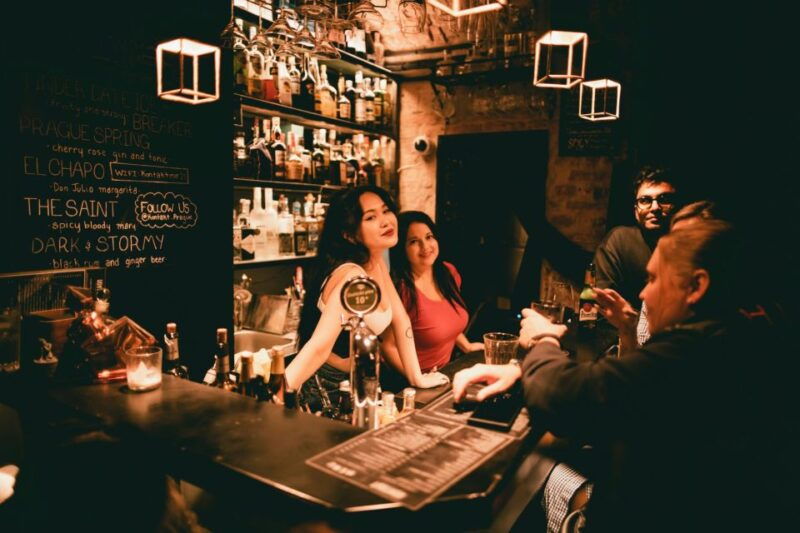 friday-night-live-music-with-cocktails