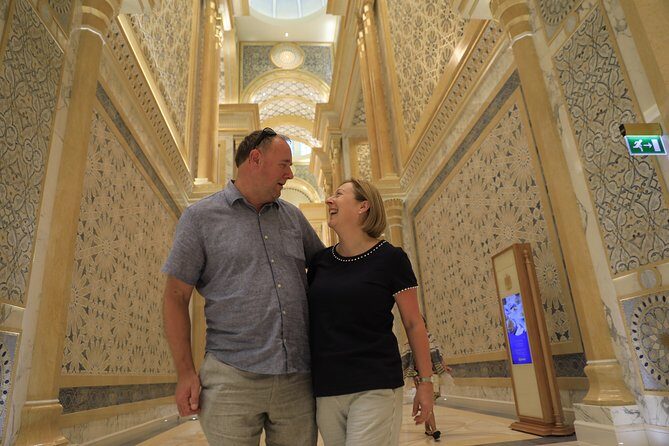 From Abu Dhabi: Sheikh Zayed Mosque, Royal Palace & Etihad Tower - A Detailed Look at the Abu Dhabi City Tour