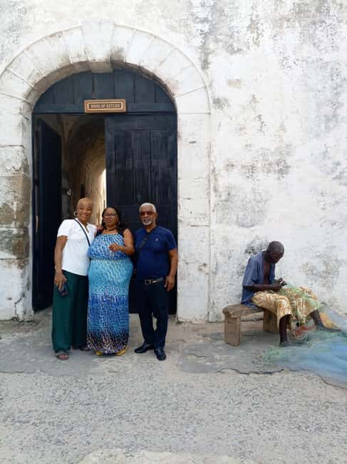 From Accra: Cape Coast and Elmina Castles Day Trip - An In-Depth Look at the Tour Itinerary