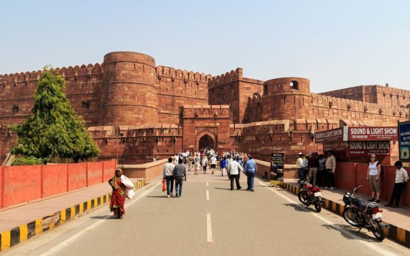 From Agra: A Day in Agra with Cab & Tour Guide - Exploring the Itinerary in Detail