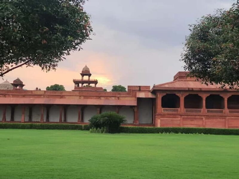 From Agra: Fatehpur Sikri Guided Tour - Traveler Experience & Insights