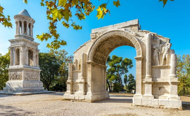 from-aix-arles-saint-remy-les-baux-provence-day-trip