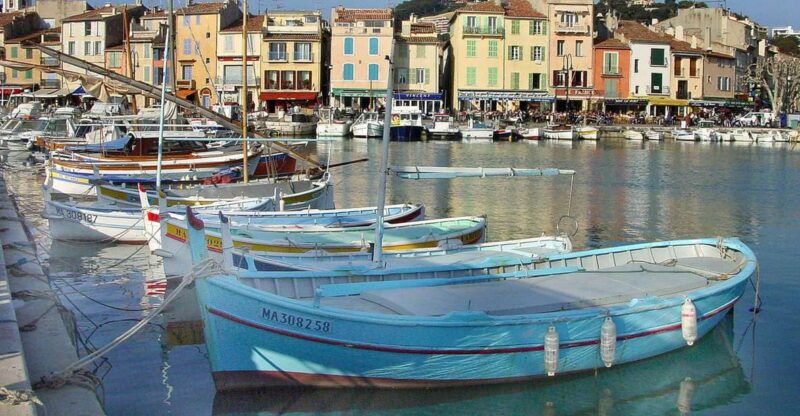 from-aix-en-provence-cassis-luberon-full-day-tour