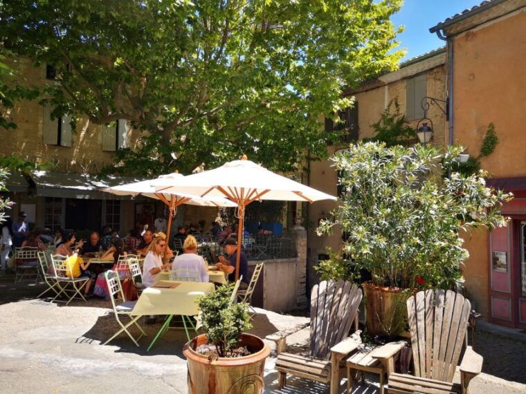 from-aix-en-provence-luberon-villages-full-day-guided-tour