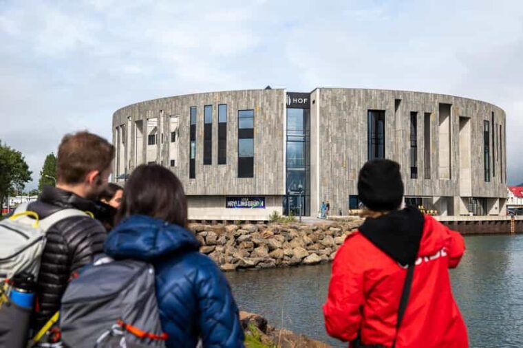 from-akureyri-port-city-walk-local-food