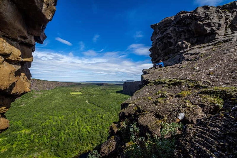 From Akureyri Port: Diamond Circle Guided Day Trip w/ Lunch - FAQs