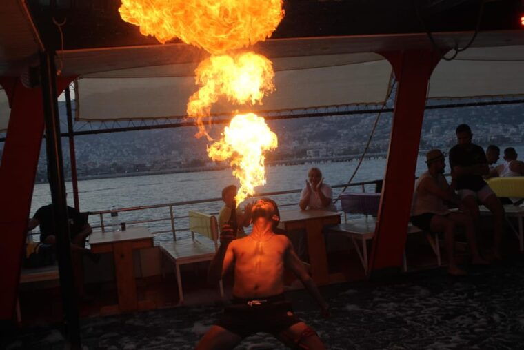 from-alanya-night-safari-tour-with-dinner-and-boat-tour