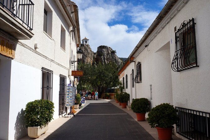 from-albir-benidorm-guadalest-village-excursion