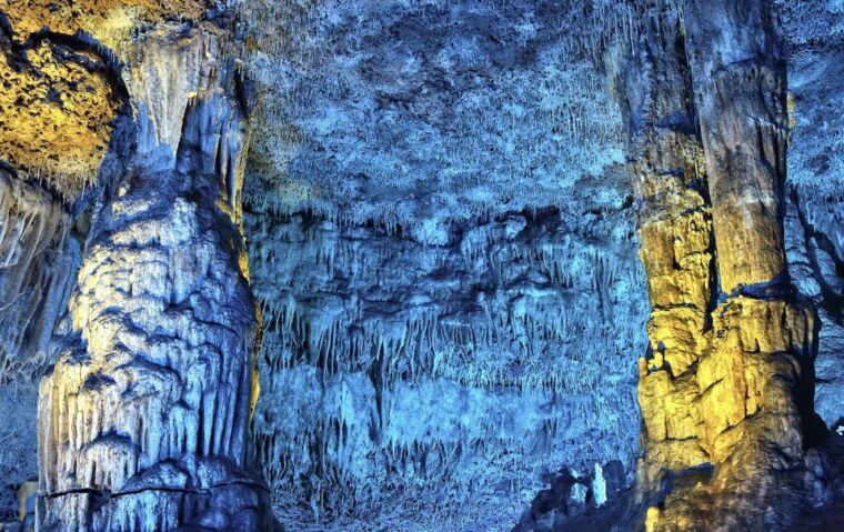 from-alcudia-dinosaurland-and-hams-caves-half-day-trip