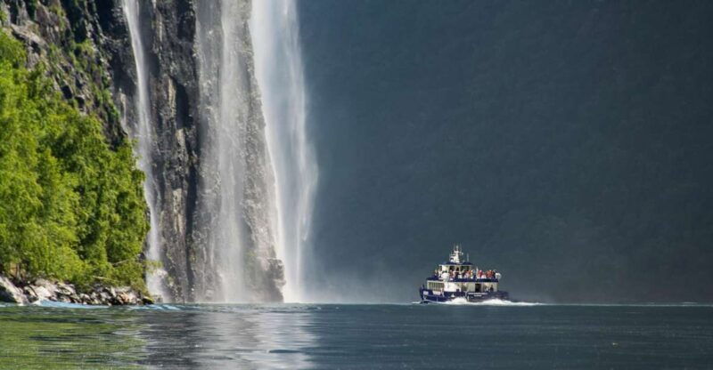 from-alesund-round-trip-boat-cruise-to-geirangerfjord