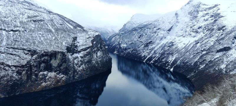 from-alesund-winter-fjord-cruise-to-geirangerfjord