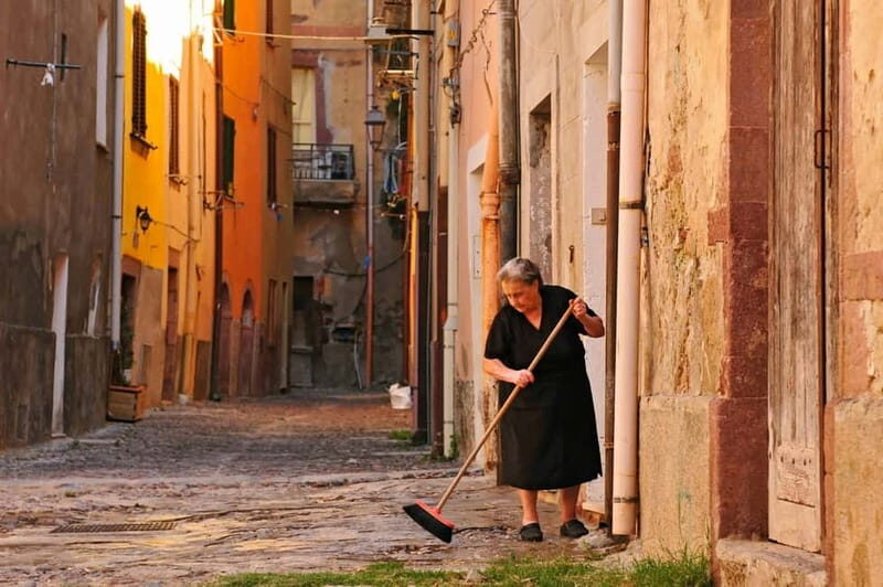 From Alghero: Market day in Bosa - FAQs  