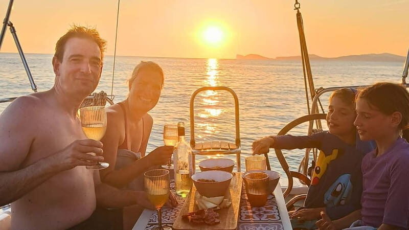 From Alghero: sunset sailing tour - An In-Depth Look at the Sunset Sailing Experience