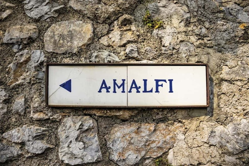 From Amalfi Coast: Transfer to Naples with Pompeii Tour - Key Points
