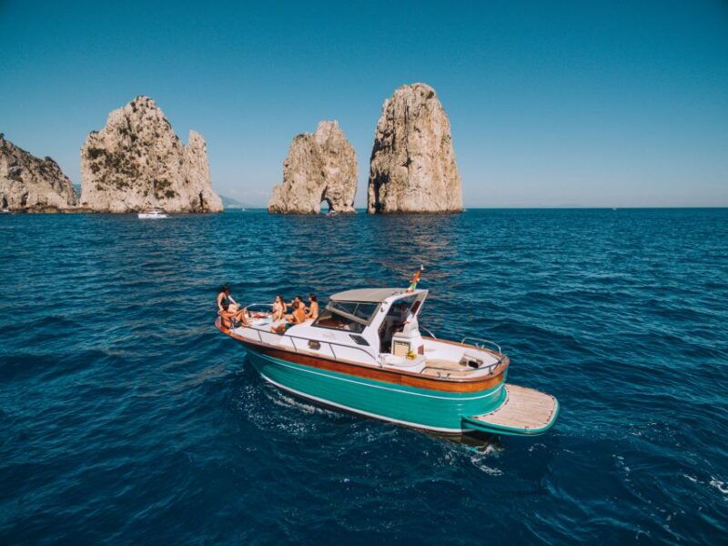 from-amalfi-li-galli-and-capri-islands-boat-tour