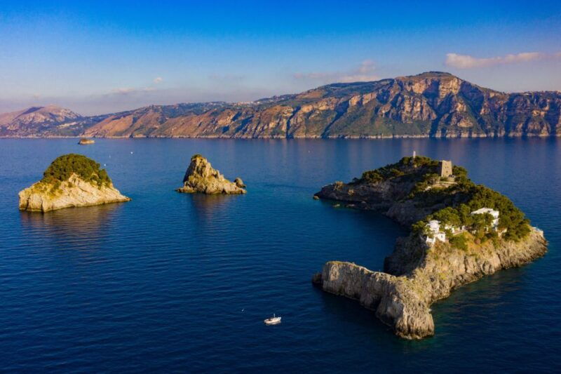 from-amalfi-li-galli-and-capri-islands-boat-tour