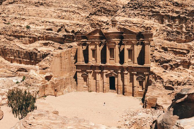 FROM AMMAN | Petra & Wadi Rum in one day | The Jordanian Mappers - Authentic Experiences and Practical Tips