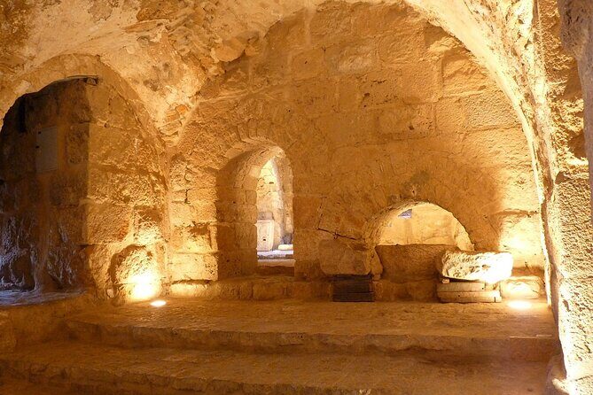From Amman :Private full day tour to Jerash ,Ajoune and Um Qais - FAQ