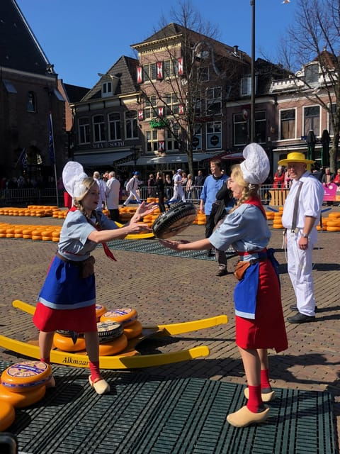from-amsterdam-alkmaar-cheese-market-zaanse-schans