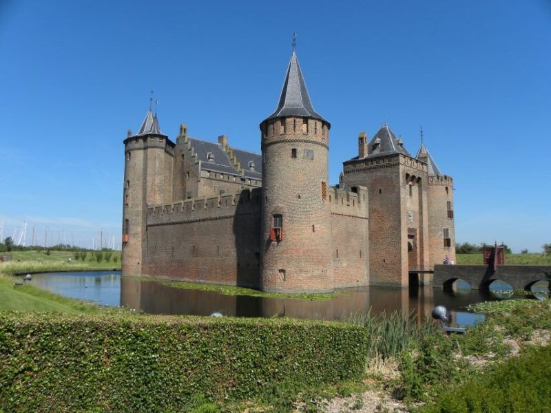 from-amsterdam-amsterdam-castle-muiderslot-private-tour