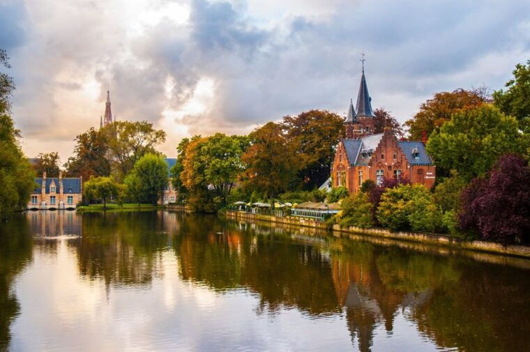 from-amsterdam-bruges-guided-day-trip-in-english