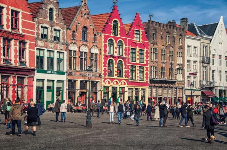 from-amsterdam-day-trip-to-the-charming-brussels-and-bruges