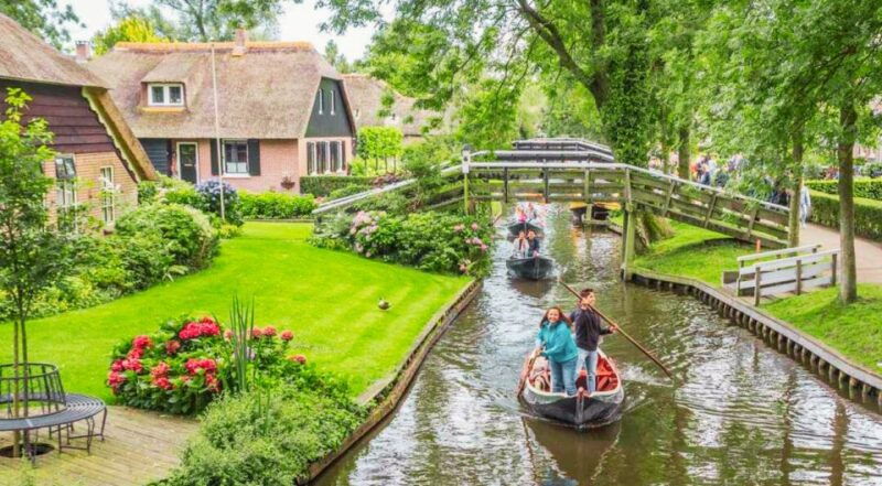 from-amsterdam-giethoorn-guided-day-trip-with-canal-cruise