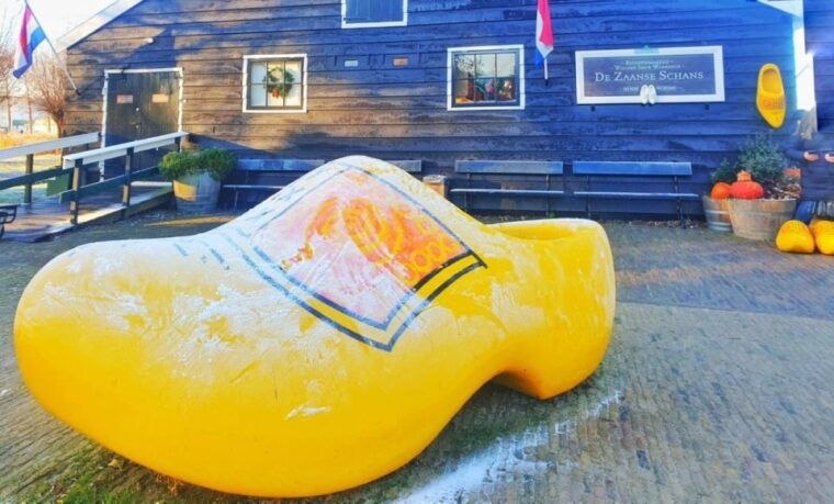 from-amsterdam-giethoorn-zaanse-schans-tour-w-small-boat