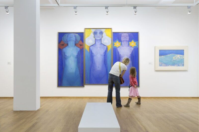 from-amsterdam-kinderdijk-and-the-hague-tour-with-museums