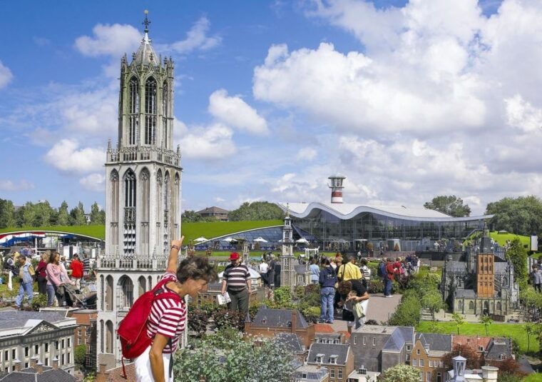 from-amsterdam-kinderdijk-and-the-hague-tour-with-museums