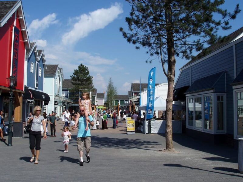 from-amsterdam-private-day-trip-to-fashion-outlet