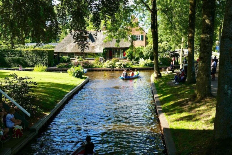 from-amsterdam-private-tour-to-giethoorn-with-canal-cruise