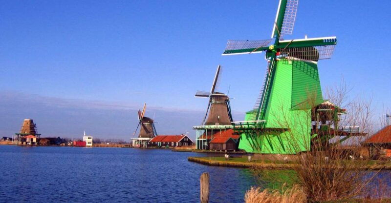 from-amsterdam-small-group-zaanse-schans-and-volendam-tour