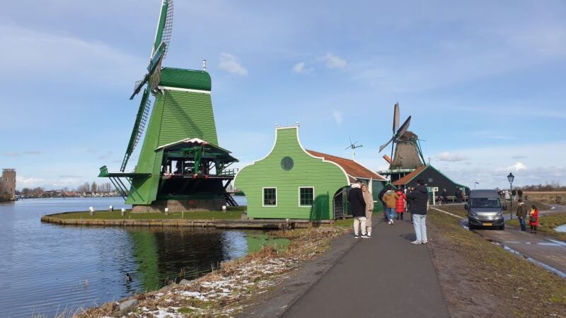 from-amsterdam-small-group-zaanse-schans-and-volendam-tour