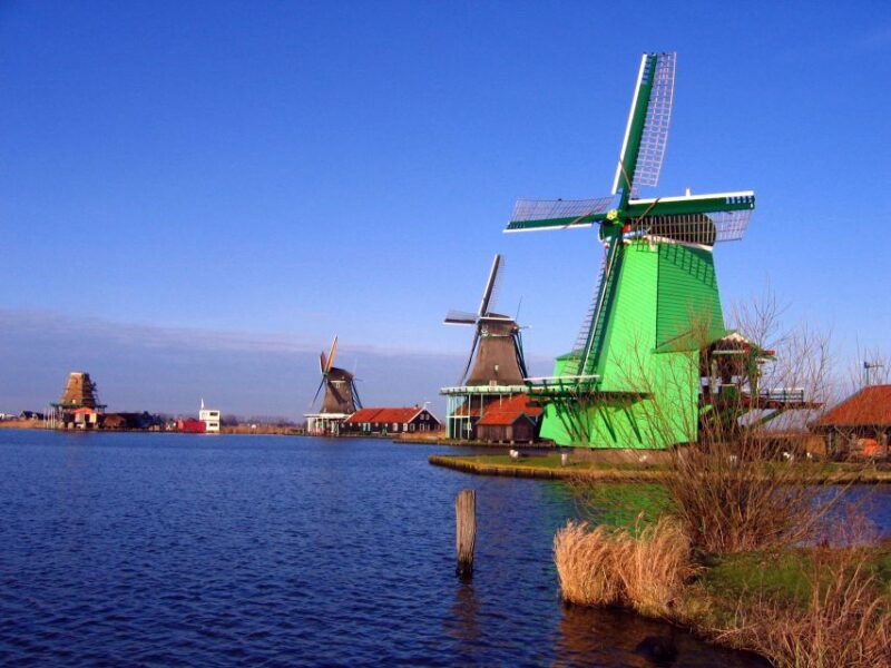 from-amsterdam-small-group-zaanse-schans-and-volendam-tour