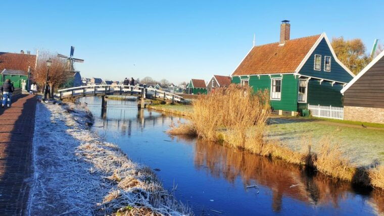 from-amsterdam-small-group-zaanse-schans-and-volendam-tour