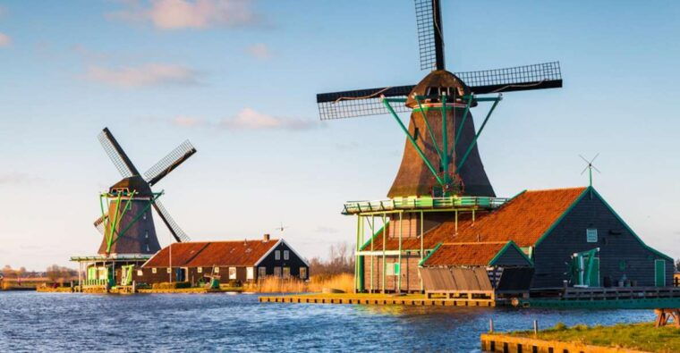 from-amsterdam-windmills-of-zaanse-schans-tour-in-spanish