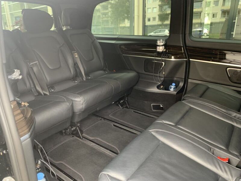 from-amsterdam-windmills-volendam-marken-private-tour