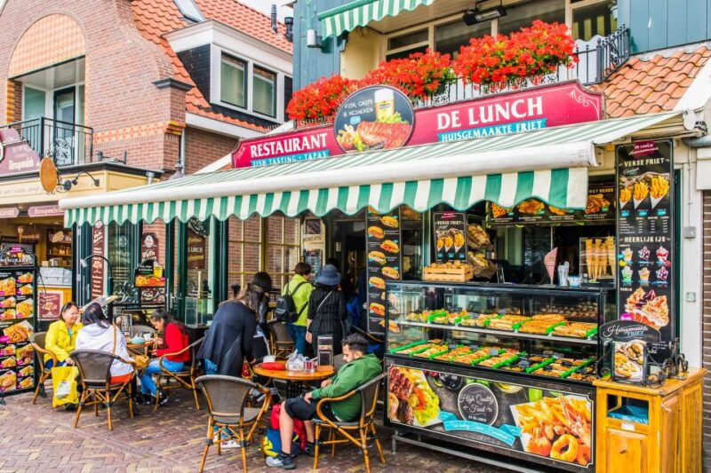 from-amsterdam-zaanse-schans-volendam-and-marken-day-trip