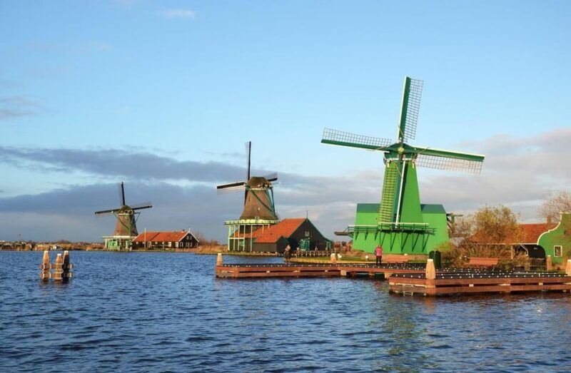 from-amsterdam-zaanse-schans-windmills-guided-tour-half-day