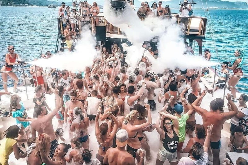 From Antalya/Kemer: All-Inclusive Party Boat with Lunch - An Introduction to the Experience